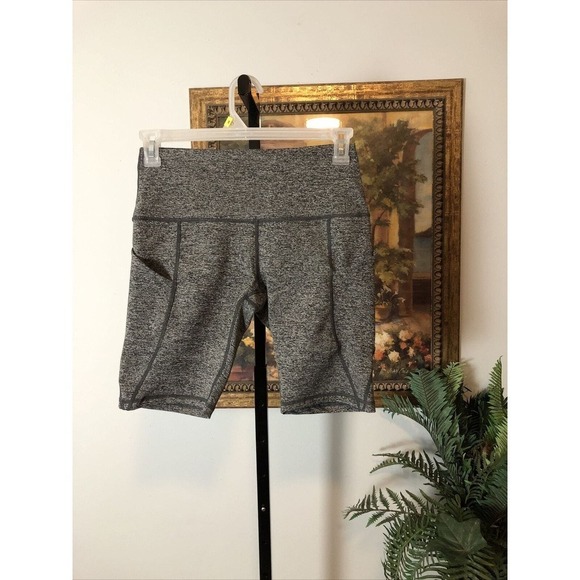 Reetoyo Compression Yoga Workout Pockets Athletic Shorts Leggings Women’s M - Picture 1 of 5